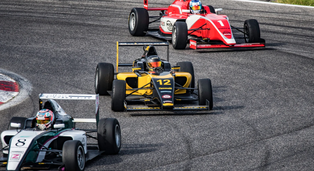 Översikt över hur man spelar på Formel 1